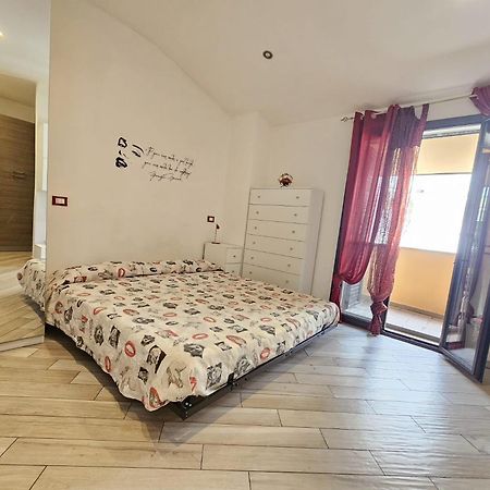 Romantico Monolocale Veranda Privata Vista Mare Reggio di Calabria Exteriér fotografie